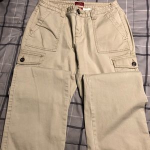 Women’s stretch cargo pants